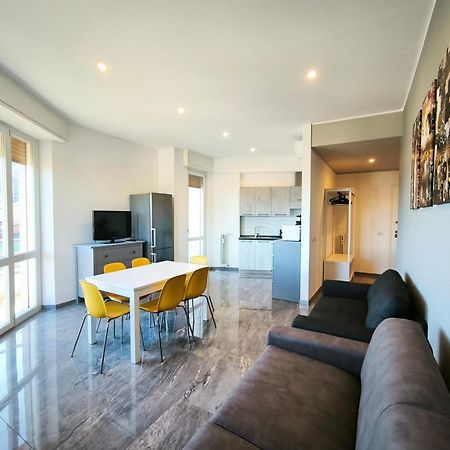דירות סטרסה Astrid House מראה חיצוני תמונה
