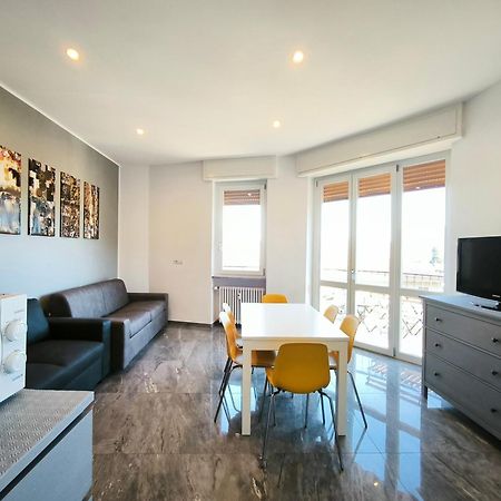 דירות סטרסה Astrid House מראה חיצוני תמונה