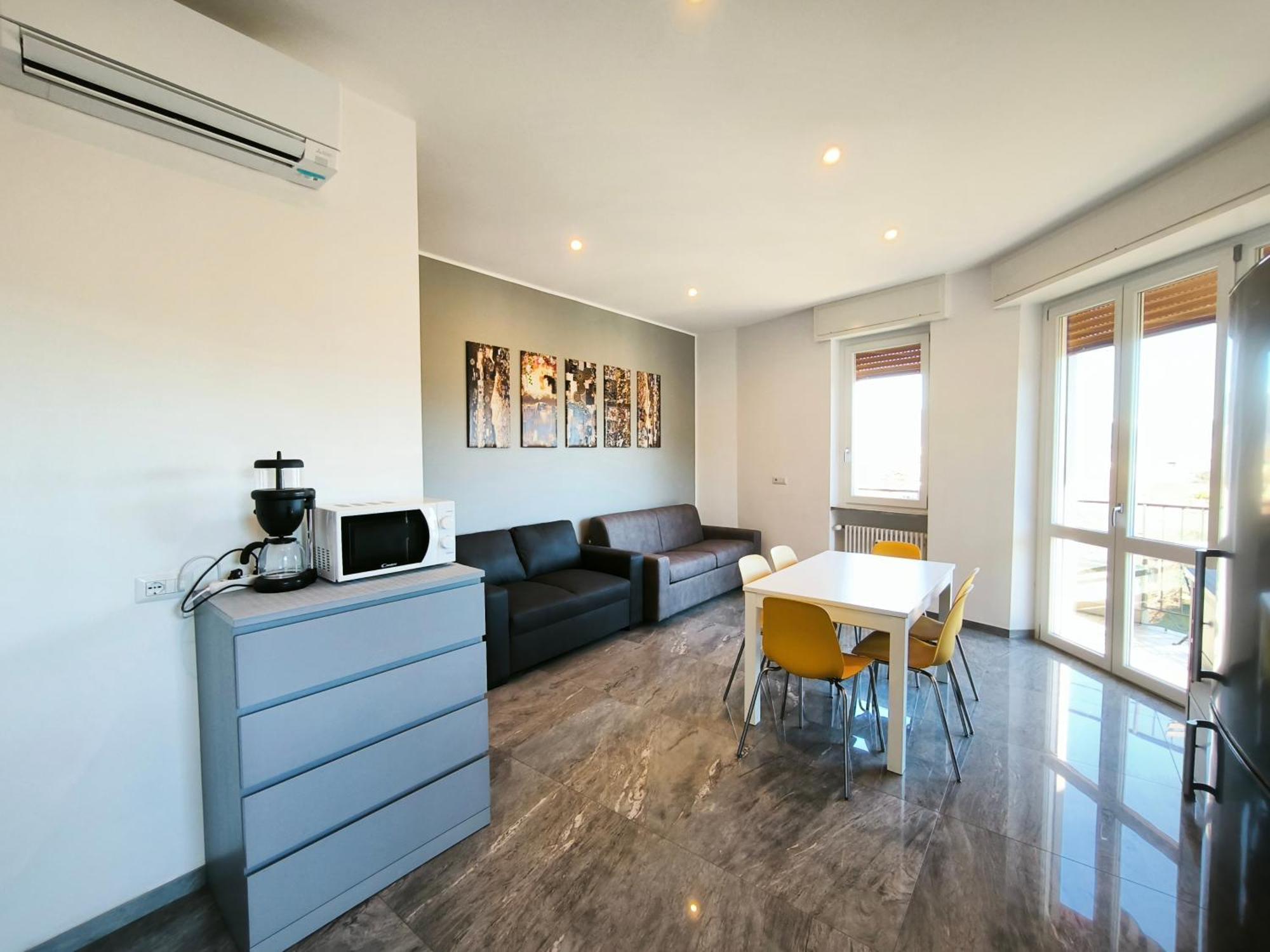 דירות סטרסה Astrid House מראה חיצוני תמונה